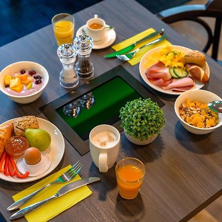 Ibis Styles Kiel City Exterior foto
