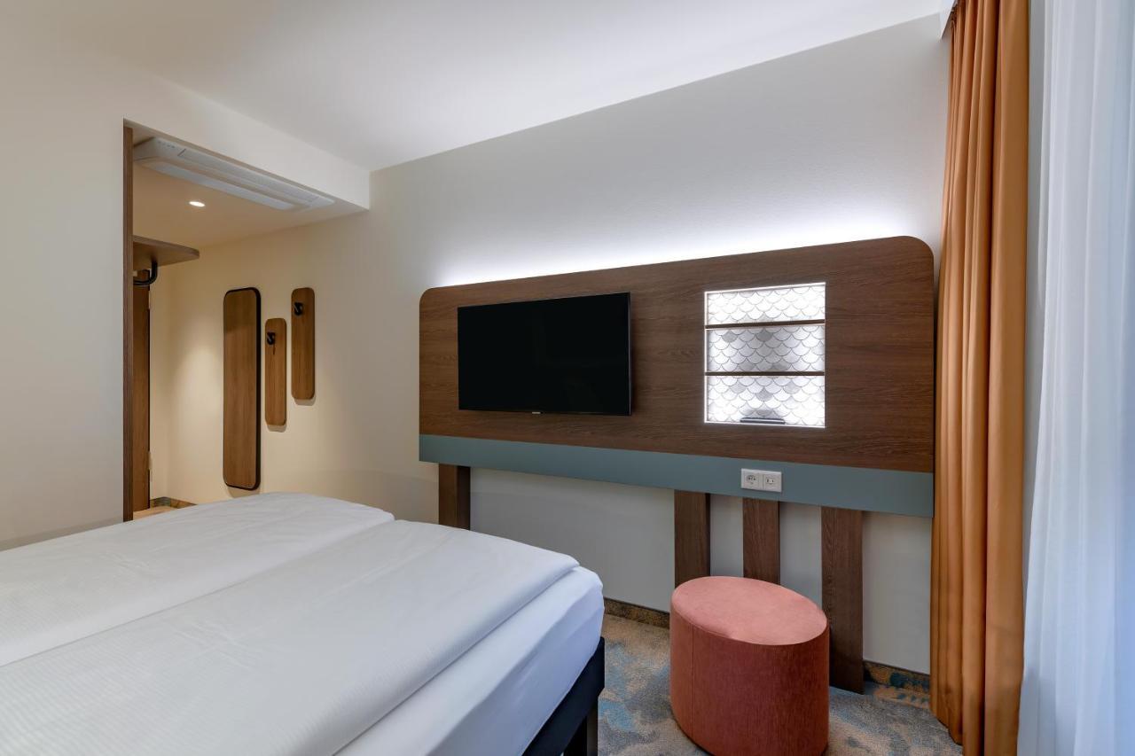 Ibis Styles Kiel City Exterior foto