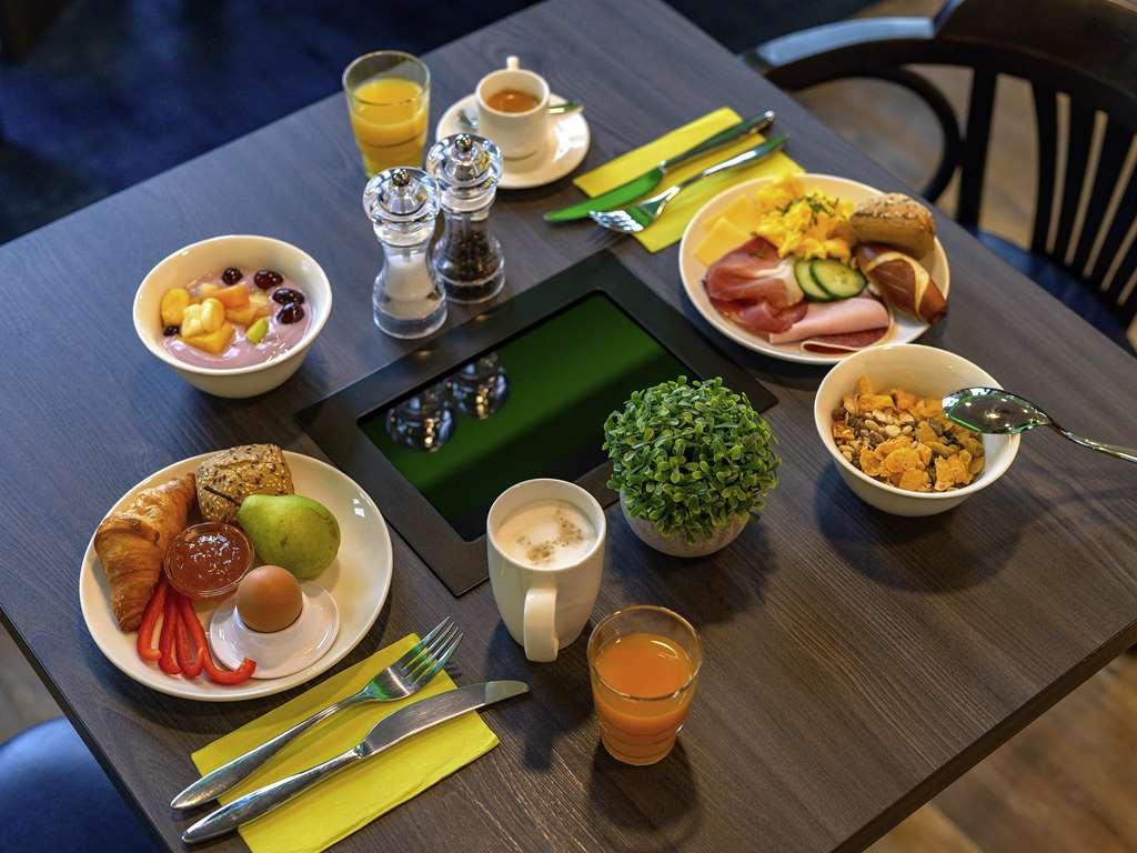 Ibis Styles Kiel City Exterior foto