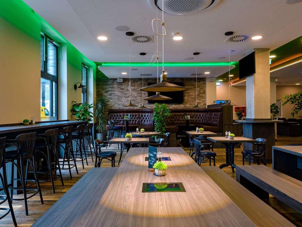 Ibis Styles Kiel City Restaurante foto