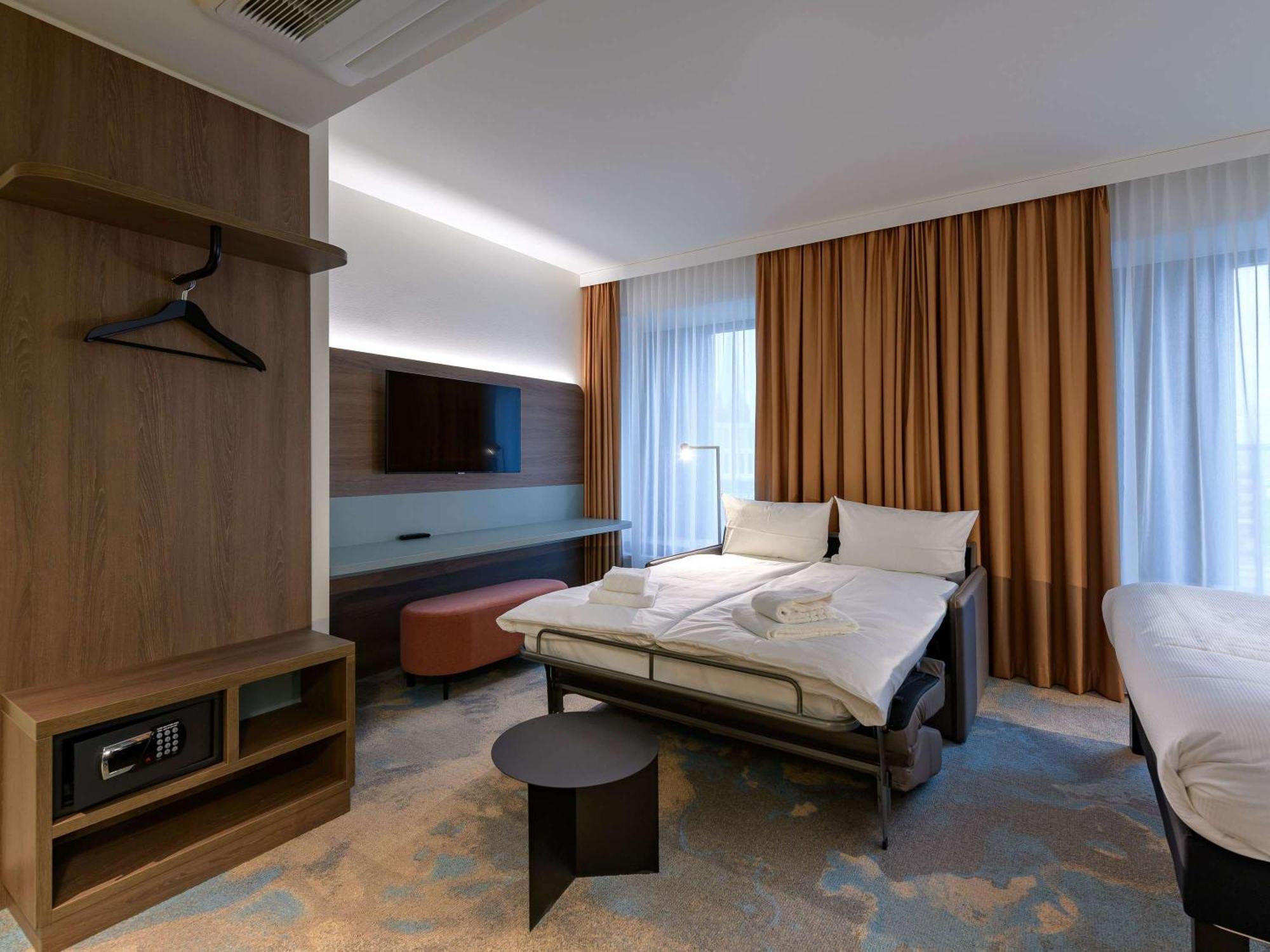 Ibis Styles Kiel City Exterior foto